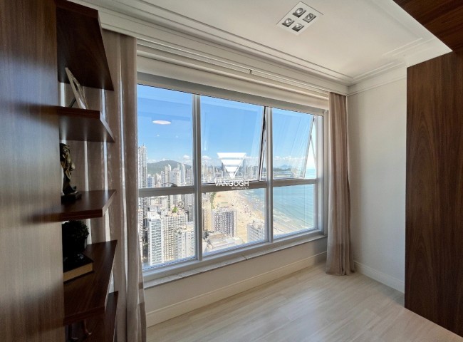 Apartamento 4 dormitórios Dalcelis, Quadra Mar - Balneário Camboriú
