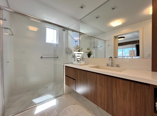 Apartamento 4 dormitórios Dalcelis, Quadra Mar - Balneário Camboriú