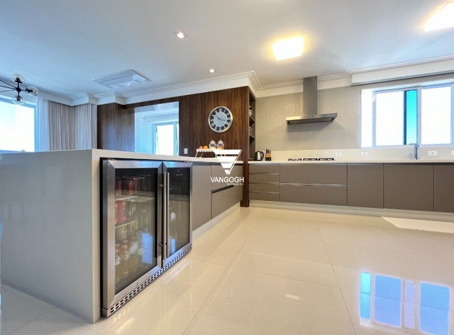 Apartamento 4 dormitórios Dalcelis, Quadra Mar - Balneário Camboriú