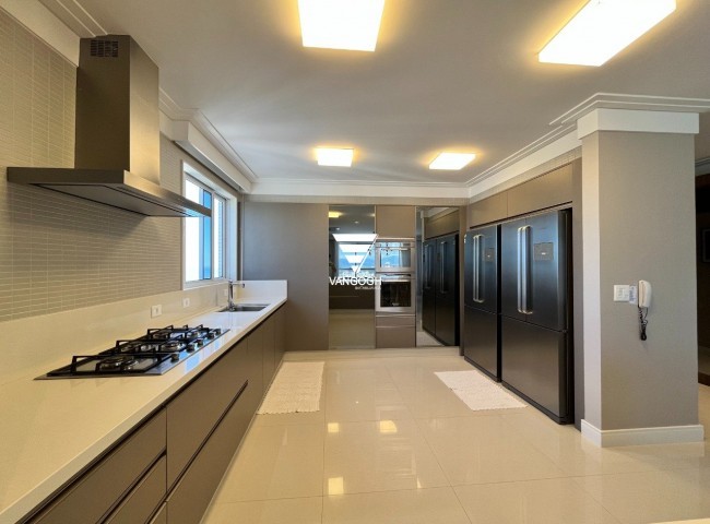 Apartamento 4 dormitórios Dalcelis, Quadra Mar - Balneário Camboriú