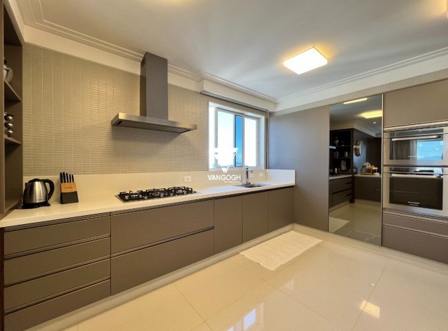 Apartamento 4 dormitórios Dalcelis, Quadra Mar - Balneário Camboriú