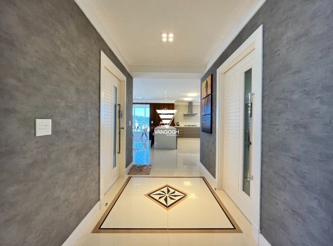 Apartamento 4 dormitórios Dalcelis, Quadra Mar - Balneário Camboriú