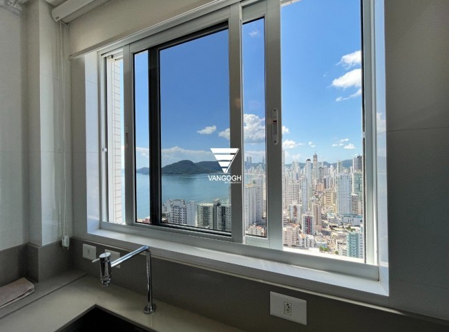 Apartamento 4 dormitórios Dalcelis, Quadra Mar - Balneário Camboriú