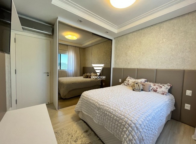 Apartamento 4 dormitórios Dalcelis, Quadra Mar - Balneário Camboriú