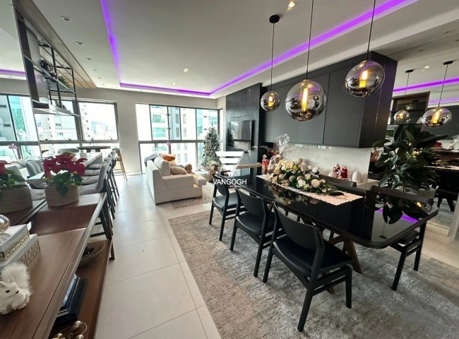 Apartamento 4 dormitórios Royal Tower, Centro - Balneário Camboriú