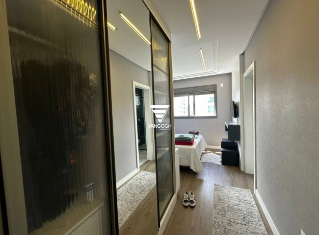 Apartamento 4 dormitórios Royal Tower, Centro - Balneário Camboriú