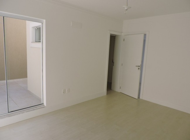 Casa 3 dormitórios , Praia dos Amores - Balneário Camboriú