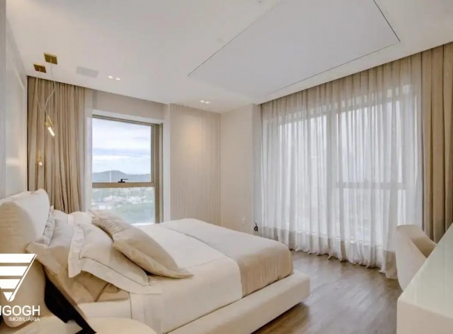 Apartamento 4 dormitórios Yachthouse, Quadra Mar - Balneário Camboriú