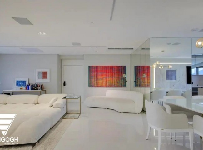 Apartamento 4 dormitórios Yachthouse, Quadra Mar - Balneário Camboriú