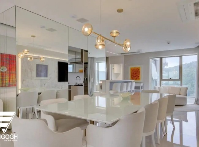 Apartamento 4 dormitórios Yachthouse, Quadra Mar - Balneário Camboriú