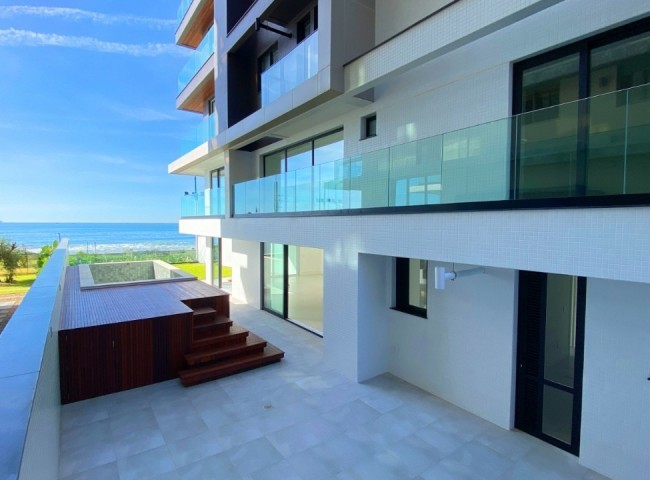 Apartamento 3 dormitórios Bay House