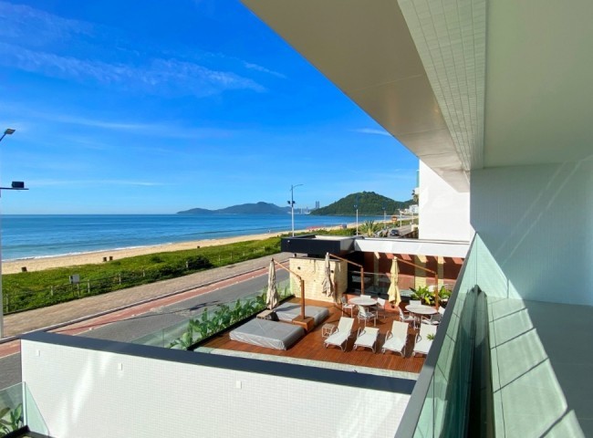 Apartamento 3 dormitórios Bay House