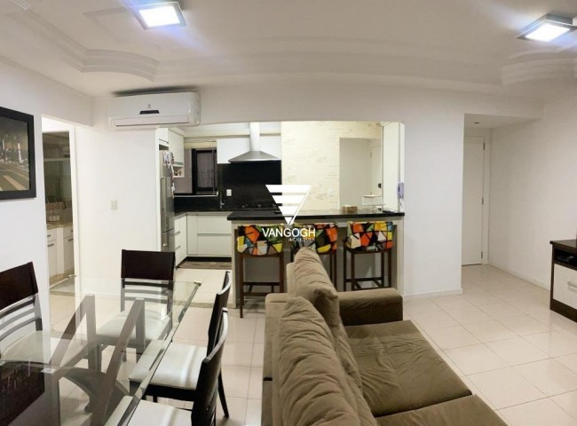 Apartamento 3 dormitórios Itatiaia, Quadra Mar - Balneário Camboriú