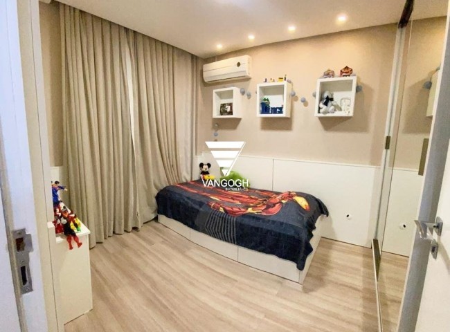 Apartamento 3 dormitórios Itatiaia, Quadra Mar - Balneário Camboriú
