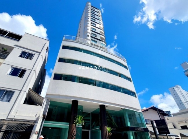 Apartamento 3 dormitórios Green Tower, Centro - Balneário Camboriú