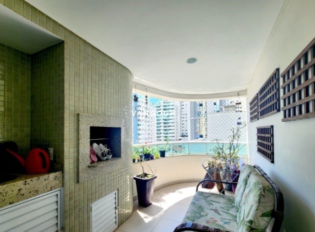 Apartamento 3 dormitórios Green Tower, Centro - Balneário Camboriú