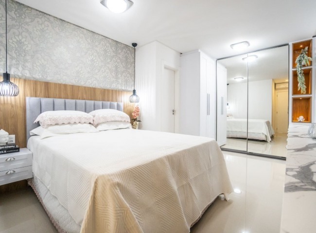 Apartamento 4 dormitórios Villa Castelli