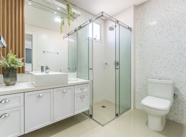 Apartamento 4 dormitórios Villa Castelli