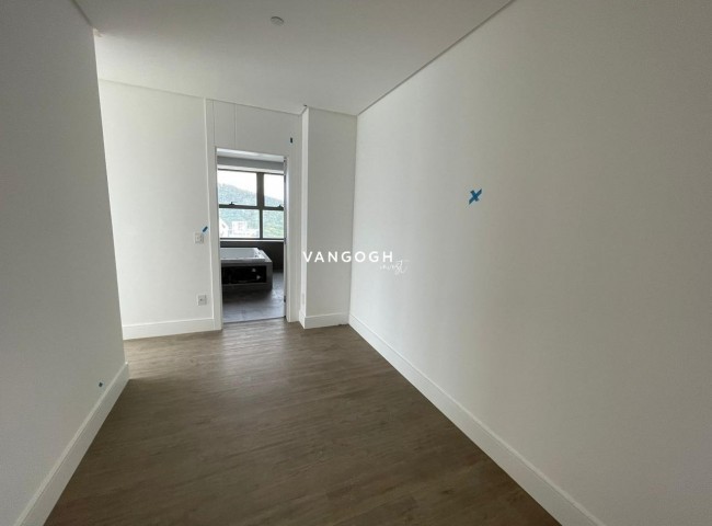 Apartamento 5 dormitórios Yachthouse