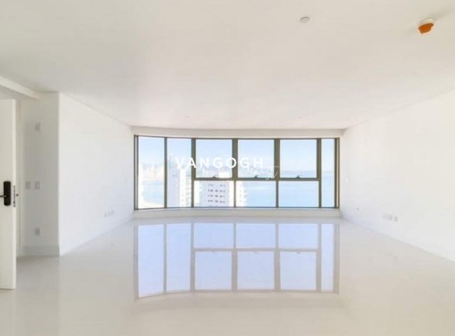 Apartamento 5 dormitórios Yachthouse