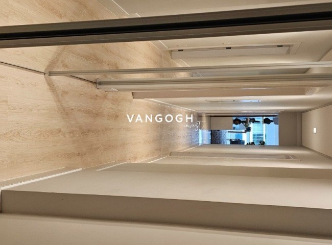 Apartamento 4 dormitórios Edficio Salinas - Quadra Mar, Meia Praia - ITAPEMA