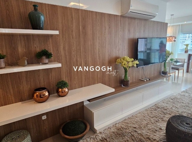 Apartamento 4 dormitórios Edficio Salinas - Quadra Mar, Meia Praia - ITAPEMA