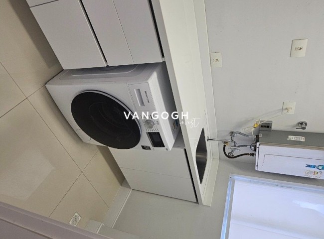 Apartamento 4 dormitórios Edficio Salinas - Quadra Mar, Meia Praia - ITAPEMA