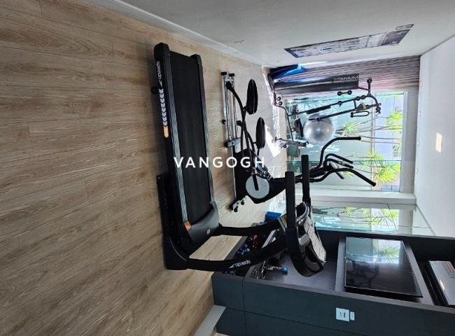 Apartamento 4 dormitórios Edficio Salinas - Quadra Mar, Meia Praia - ITAPEMA