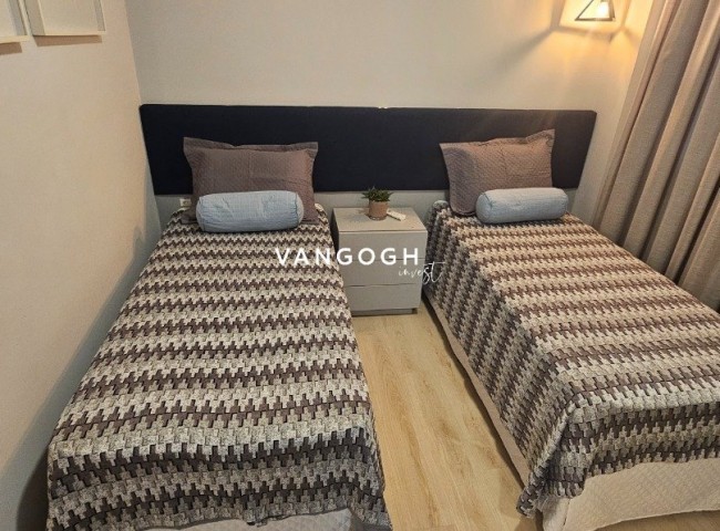 Apartamento 4 dormitórios Edficio Salinas - Quadra Mar, Meia Praia - ITAPEMA