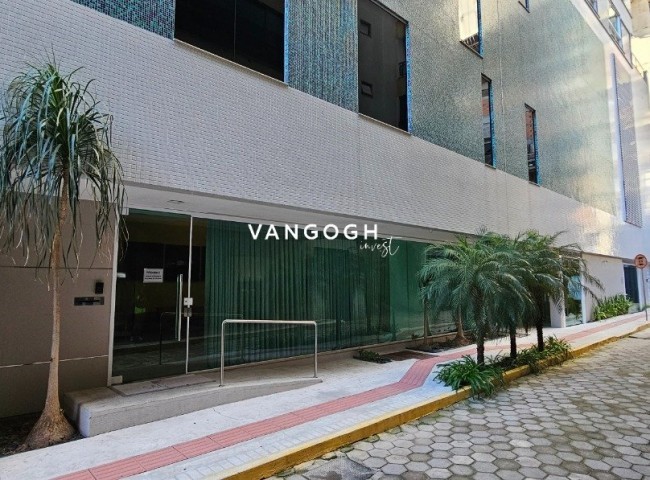 Apartamento 4 dormitórios Edficio Salinas - Quadra Mar, Meia Praia - ITAPEMA