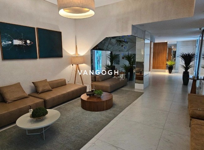 Apartamento 4 dormitórios Edficio Salinas - Quadra Mar, Meia Praia - ITAPEMA