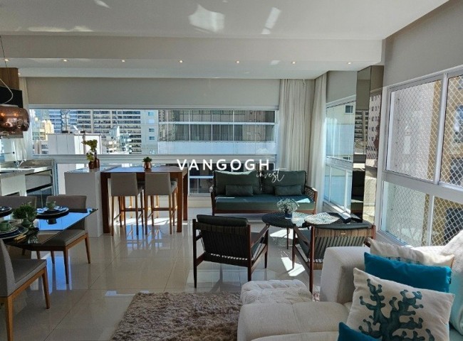 Apartamento 4 dormitórios Edficio Salinas - Quadra Mar, Meia Praia - ITAPEMA