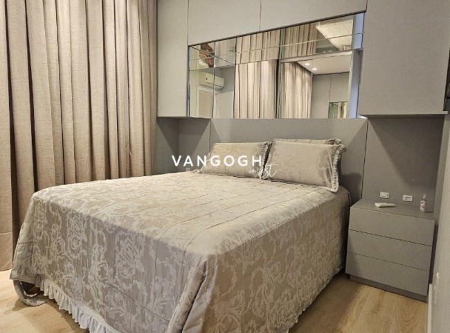 Apartamento 4 dormitórios Edficio Salinas - Quadra Mar, Meia Praia - ITAPEMA