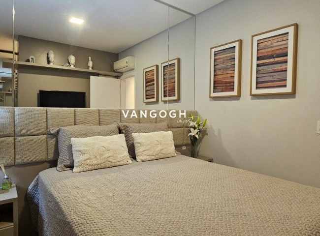 Apartamento 4 dormitórios Edficio Salinas - Quadra Mar, Meia Praia - ITAPEMA