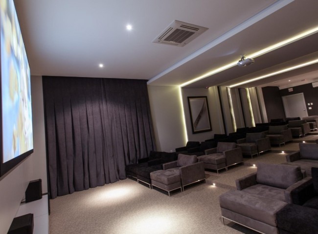 Apartamento 4 dormitórios Villa Serena Home Club, Quadra Mar - Balneário Camboriú