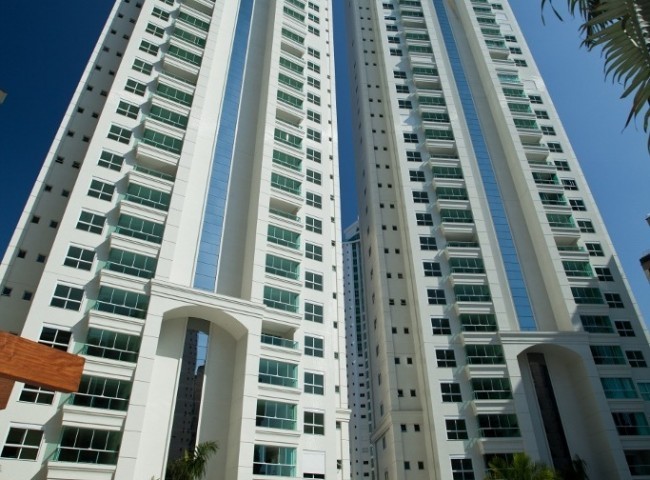 Apartamento 4 dormitórios Villa Serena Home Club, Quadra Mar - Balneário Camboriú