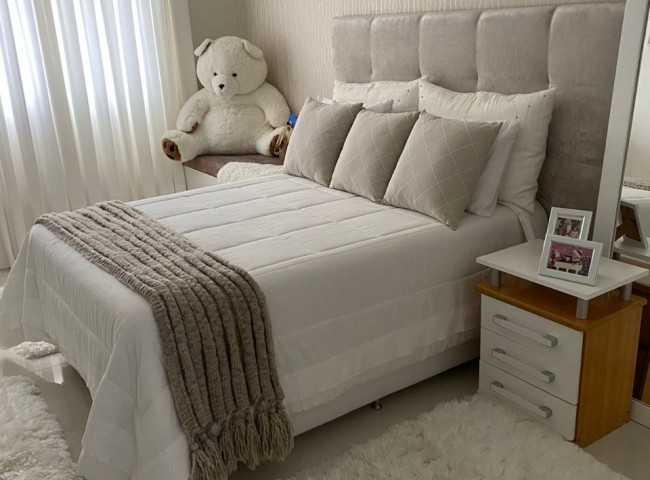 Sobrado 2 dormitórios Triplex, Praia dos Amores - Balneário Camboriú