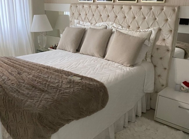 Sobrado 2 dormitórios Triplex, Praia dos Amores - Balneário Camboriú