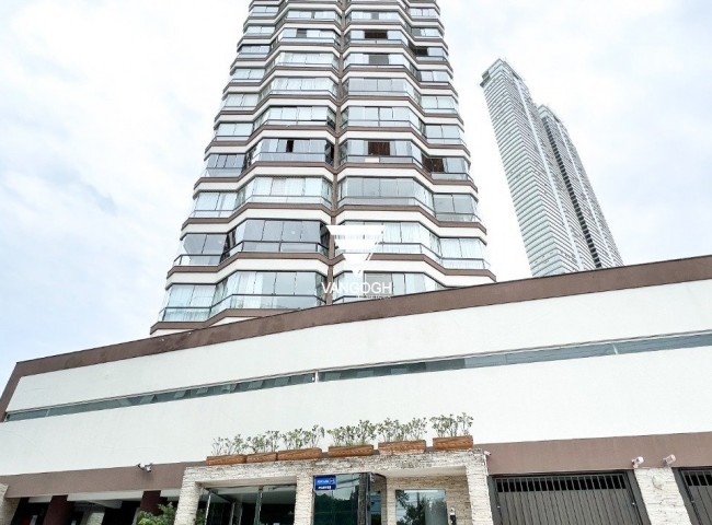 Apartamento 3 dormitórios Ilha de São Sebastião, Barra Sul - Balneário Camboriú