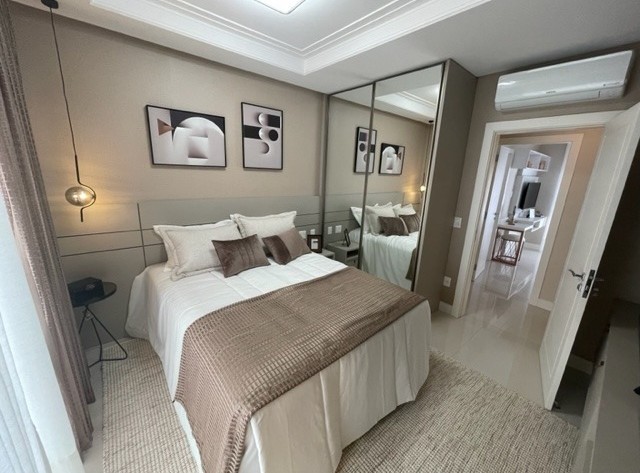 Apartamento 3 dormitórios Privilège Residence, Quadra Mar - Balneário Camboriú