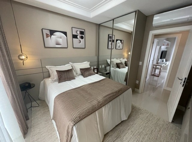 Apartamento 3 dormitórios Privilège Residence, Quadra Mar - Balneário Camboriú