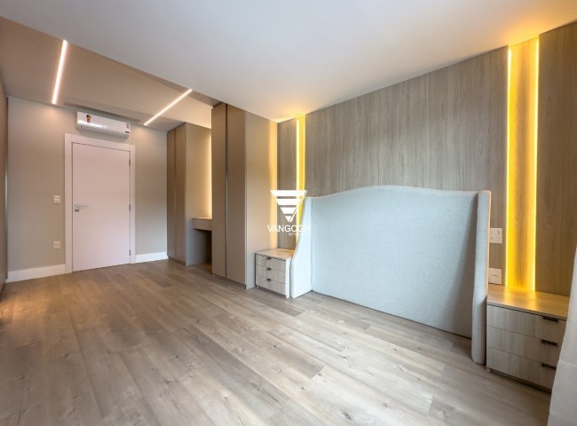 Apartamento 3 dormitórios Marina Residence, Quadra Mar - Balneário Camboriú