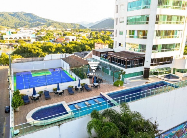Apartamento 3 dormitórios Marina Residence, Quadra Mar - Balneário Camboriú