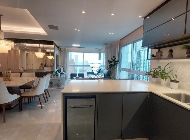 Apartamento 3 dormitórios Splendia Tower