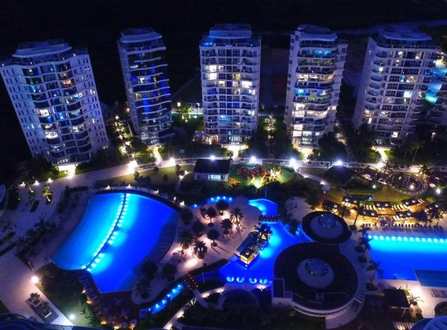 Apartamento 4 dormitórios Brava Home Resort, Praia Brava - Itajaí