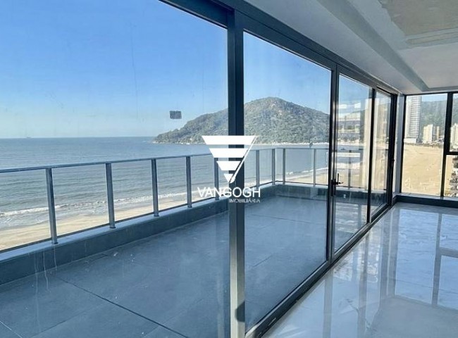 Apartamento 4 dormitórios Copenhagen, Frente Mar - Balneário Camboriú