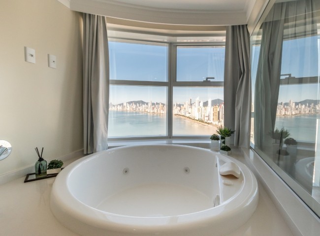 Apartamento 3 dormitórios Infinity Coast, Quadra Mar - Balneário Camboriú