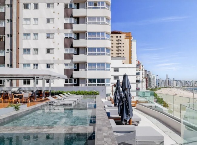 Apartamento 4 dormitórios Copenhagen, Frente Mar - Balneário Camboriú