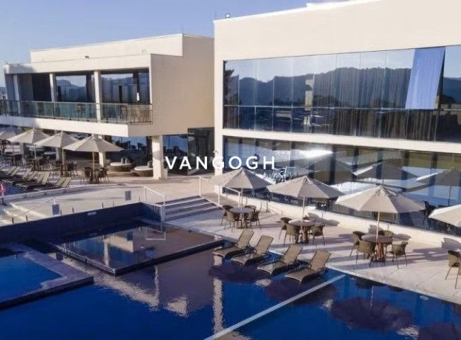 Casa 4 dormitórios Caledônia Private Village, Santa Regina - Camboriú