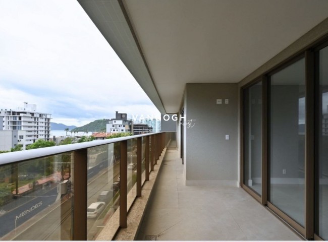 Apartamento 3 dormitórios Ocean Wind Residence